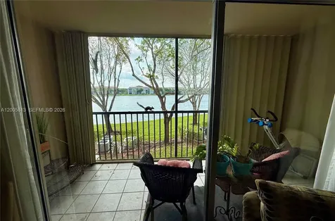 571 SW 141st Avenue Pembroke Pines FL 33027