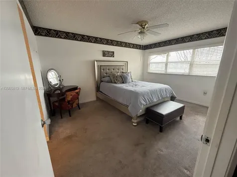 571 SW 141st Avenue Pembroke Pines FL 33027