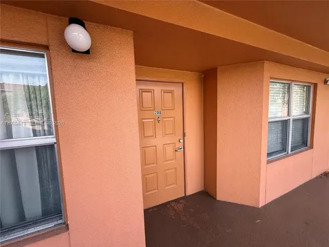 571 SW 141st Avenue Pembroke Pines FL 33027