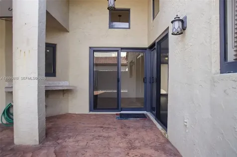 561 SW 87th Court Miami FL 33174