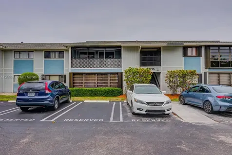 9715 Hammocks Boulevard Miami FL 33196