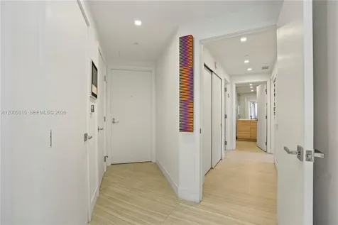 16385 NE Biscayne Boulevard North Miami Beach FL 33160