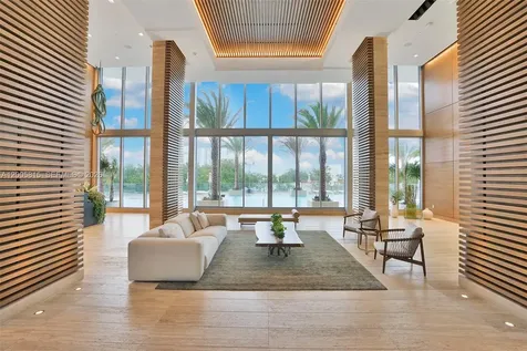 16385 NE Biscayne Boulevard North Miami Beach FL 33160