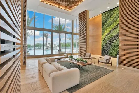 16385 NE Biscayne Boulevard North Miami Beach FL 33160