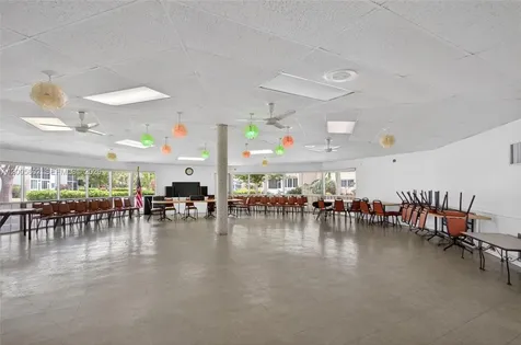 610 NE 12th Avenue Hallandale Beach FL 33009
