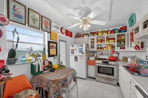 610 NE 12th Avenue Hallandale Beach FL 33009
