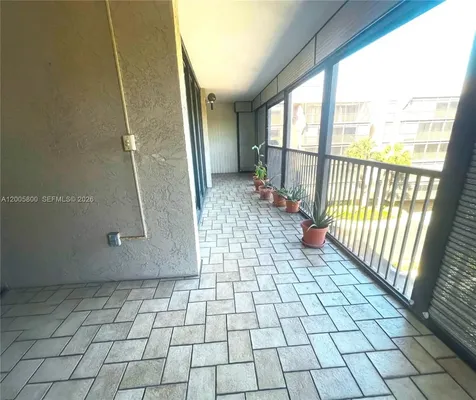 2802 N 46 Avenue Hollywood FL 33021