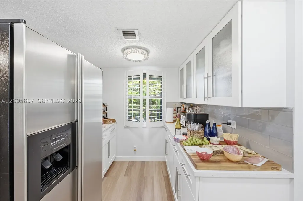 625 Oaks Drive Pompano Beach FL 33069
