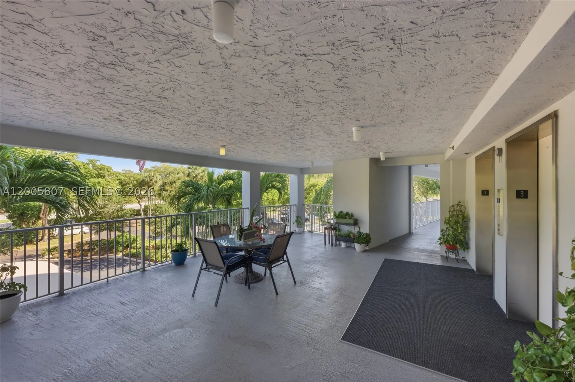 625 Oaks Drive Pompano Beach FL 33069