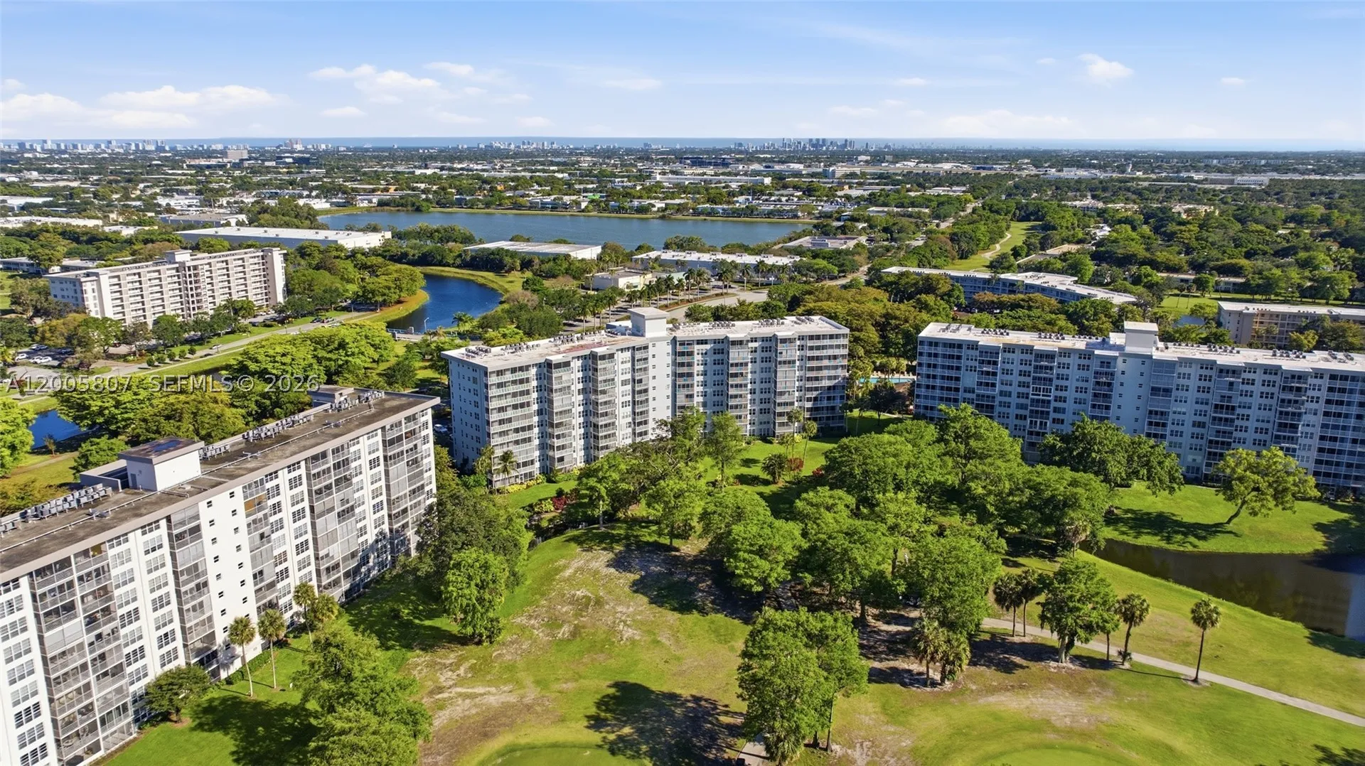 625 Oaks Drive Pompano Beach FL 33069