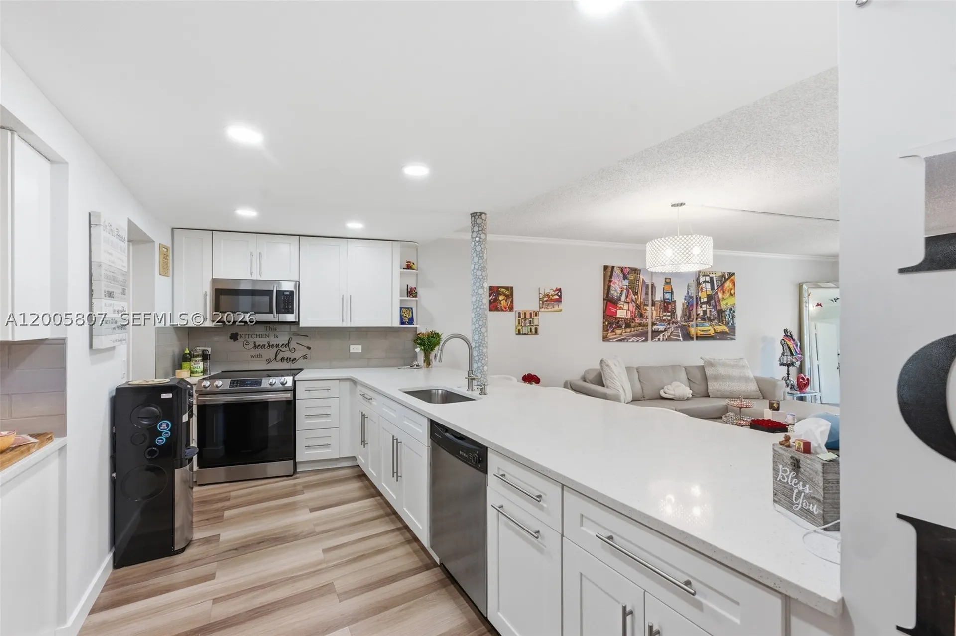 625 Oaks Drive Pompano Beach FL 33069
