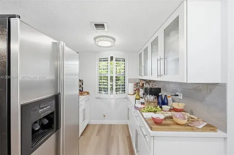 625 Oaks Drive Pompano Beach FL 33069