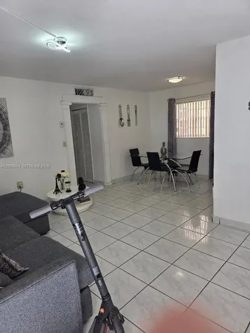 320 W 20th Street Hialeah FL 33010