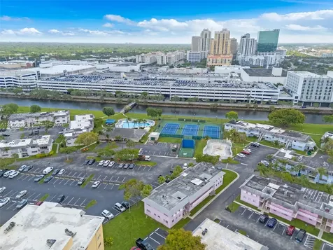 7560 SW 82nd Street Miami FL 33143