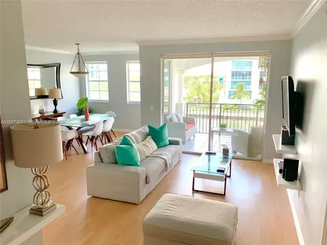 3245 NE 184th Street Aventura FL 33160