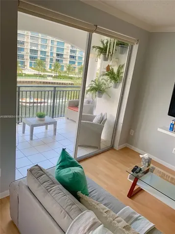 3245 NE 184th Street Aventura FL 33160