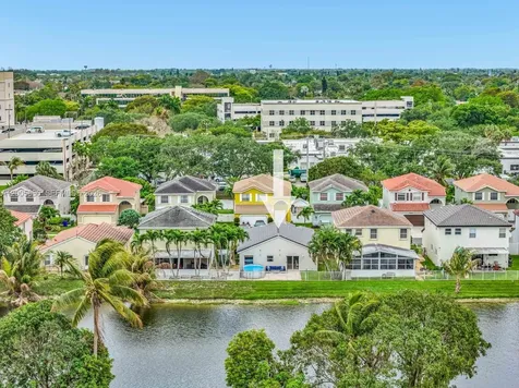 5861 S Sable Circle Margate FL 33063