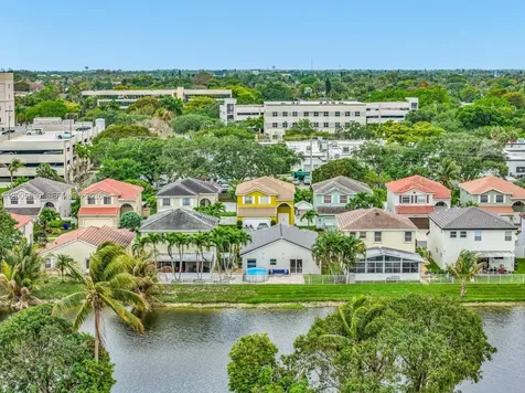5861 S Sable Circle Margate FL 33063