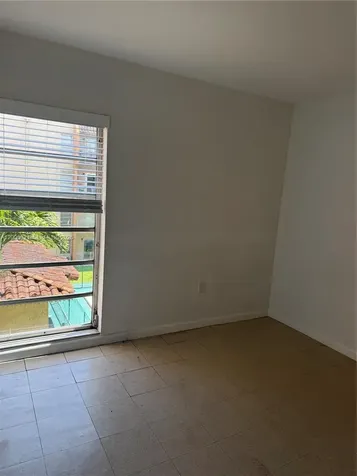 4845 NW 7th Street Miami FL 33126