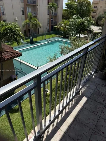 4845 NW 7th Street Miami FL 33126