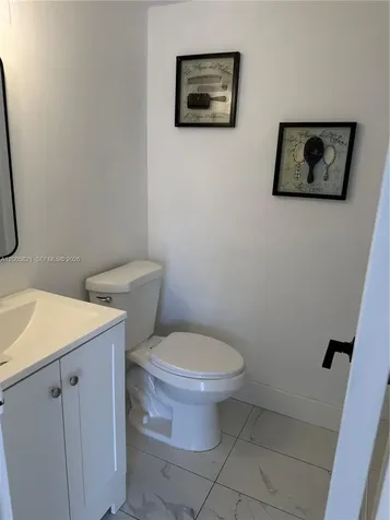 4845 NW 7th Street Miami FL 33126