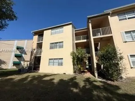 15285 SW 107th Lane Miami FL 33196