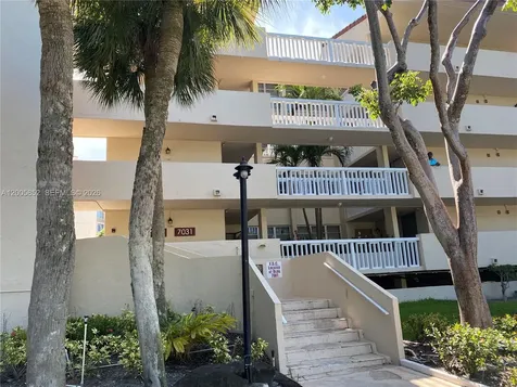 7031 Environ Boulevard Lauderhill FL 33319