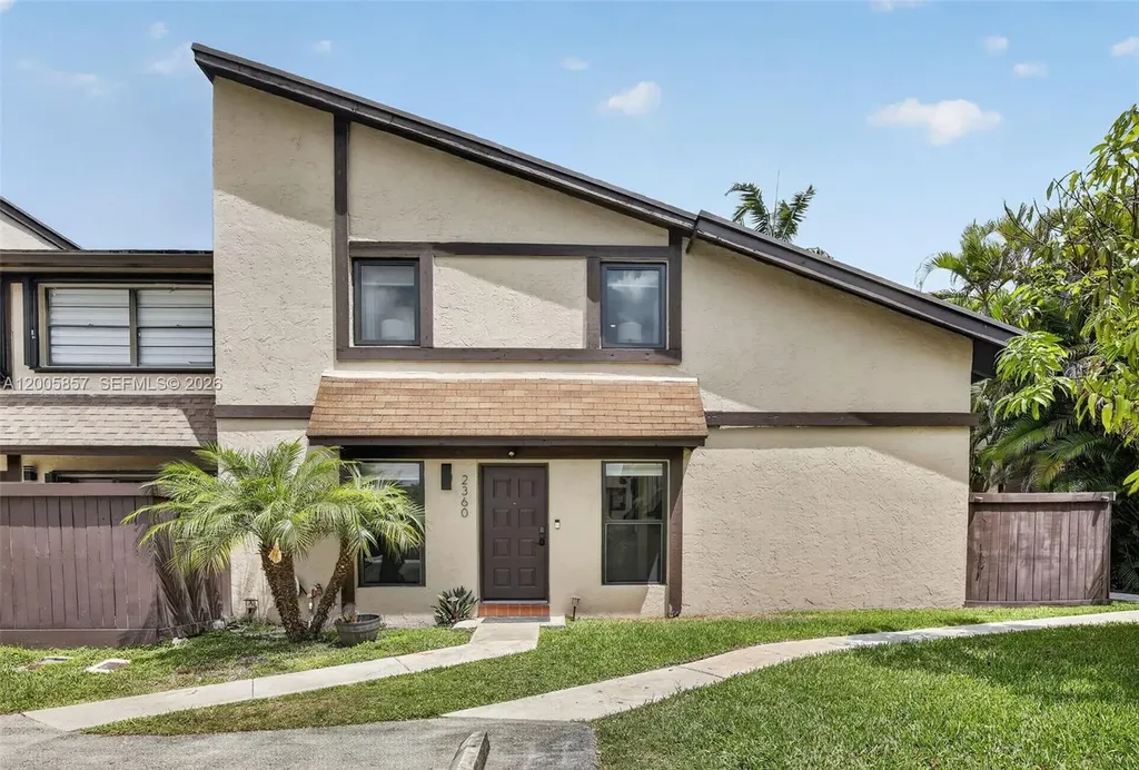 2360 Bayberry Drive Pembroke Pines FL 33024