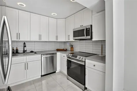 2360 Bayberry Drive Pembroke Pines FL 33024