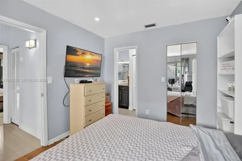 2360 Bayberry Drive Pembroke Pines FL 33024