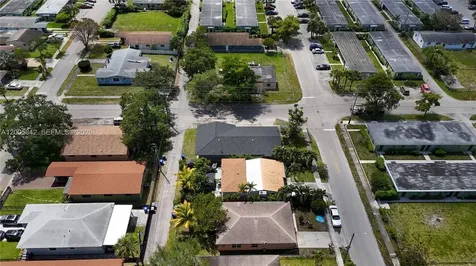 2260 Charleston Street Hollywood FL 33020