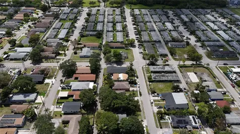 2260 Charleston Street Hollywood FL 33020