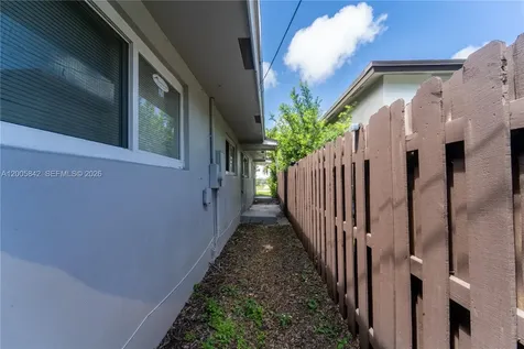 2260 Charleston Street Hollywood FL 33020