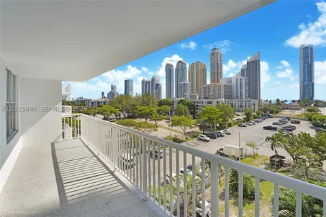 231 174th Street Sunny Isles Beach FL 33160