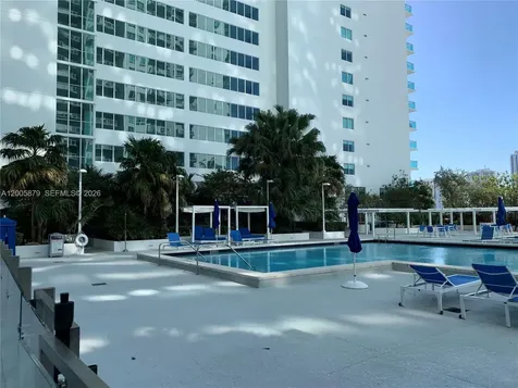 1800 N Bayshore Drive Miami FL 33132