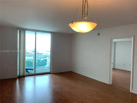 1800 N Bayshore Drive Miami FL 33132