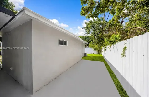 2145 NW 130th Street Miami FL 33167