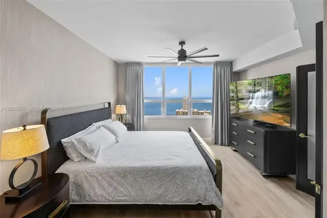 848 Brickell Key Drive Miami FL 33131