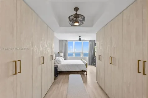 848 Brickell Key Drive Miami FL 33131