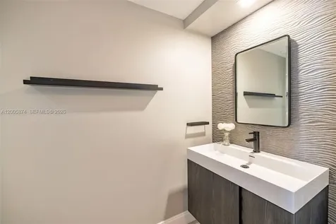 848 Brickell Key Drive Miami FL 33131