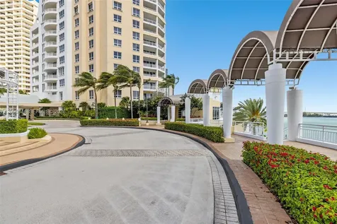 848 Brickell Key Drive Miami FL 33131