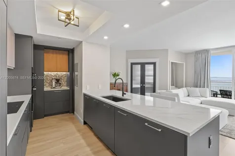 848 Brickell Key Drive Miami FL 33131