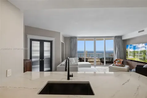 848 Brickell Key Drive Miami FL 33131