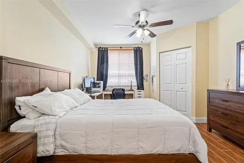 6841 SW 44th Street Miami FL 33155