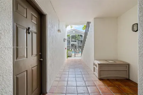 6841 SW 44th Street Miami FL 33155