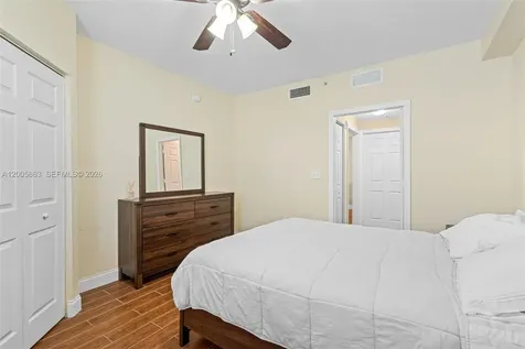 6841 SW 44th Street Miami FL 33155