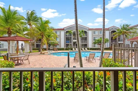 6841 SW 44th Street Miami FL 33155