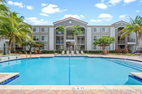 6841 SW 44th Street Miami FL 33155