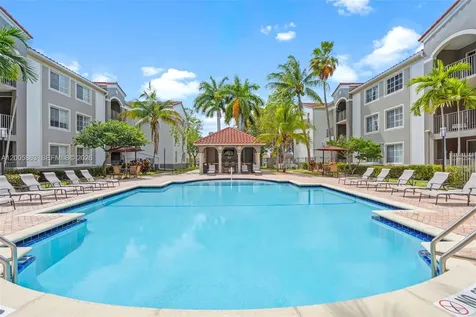 6841 SW 44th Street Miami FL 33155