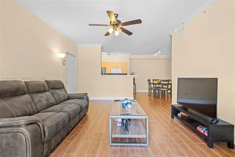 6841 SW 44th Street Miami FL 33155